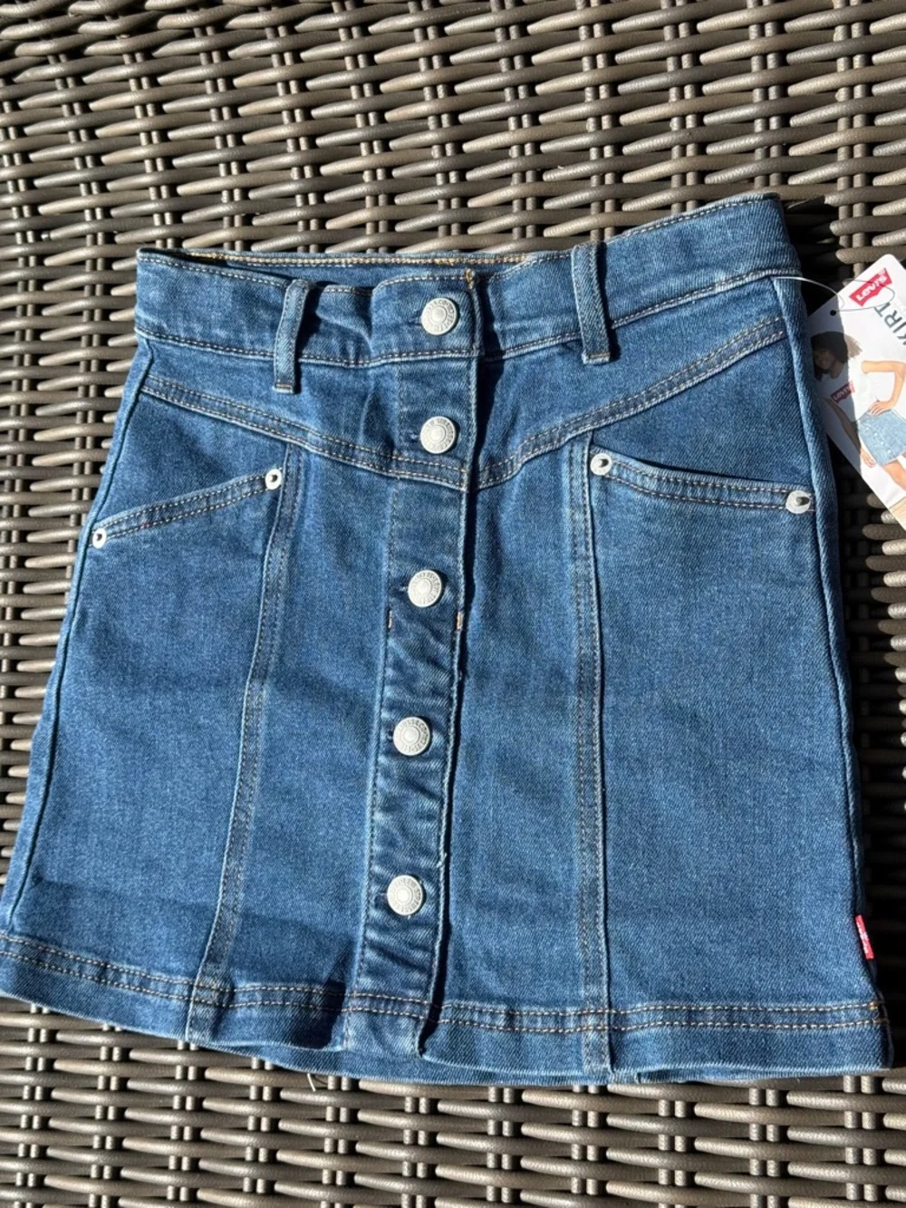 Levi's High Rise Skirt - Size 8 - NWT